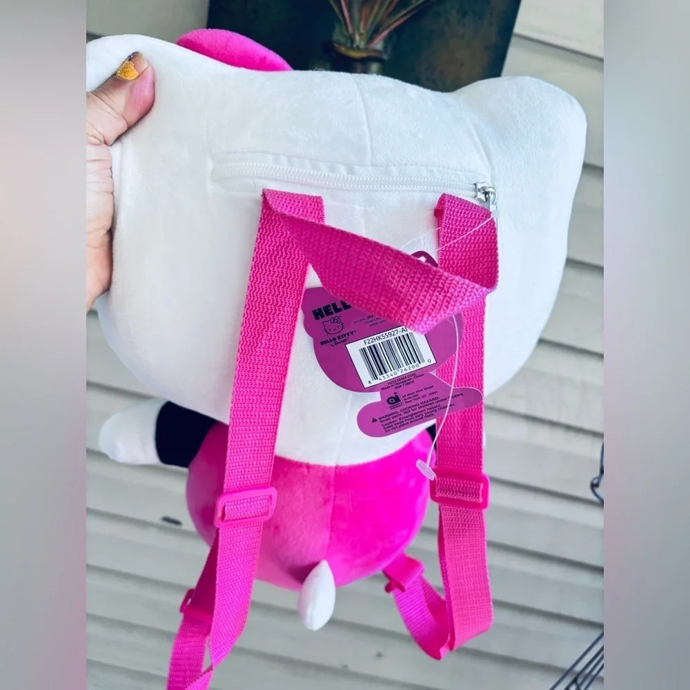 Hello Kitty plush backpack NWT